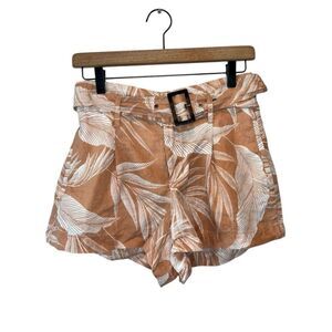 Tahari 100% Linen Palm Print Shorts - Size Small